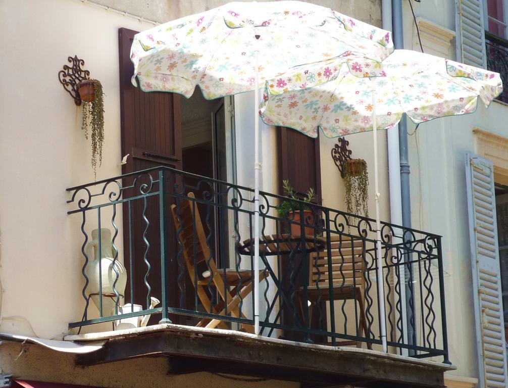 Market Antibes Exterior photo